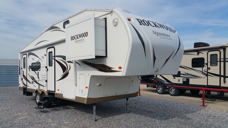2012 Forest River Rockwood Signature 8285WS