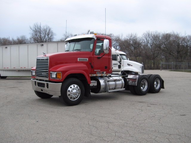 2013 Mack Ch613  Cab Chassis