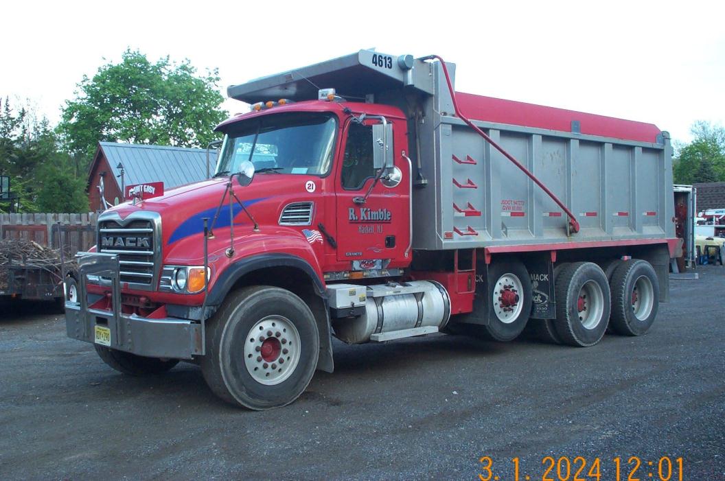 2006 Mack Cv713  Dump Truck