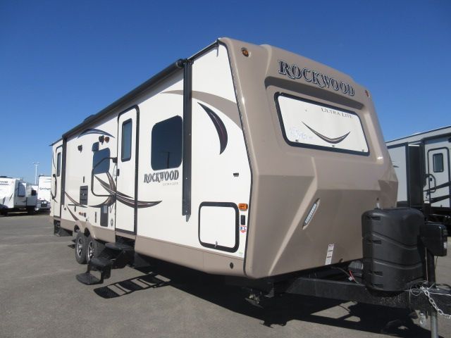 2017 Forest River Rockwood Ultra Lite 2702WS SAPPHIRE PACK