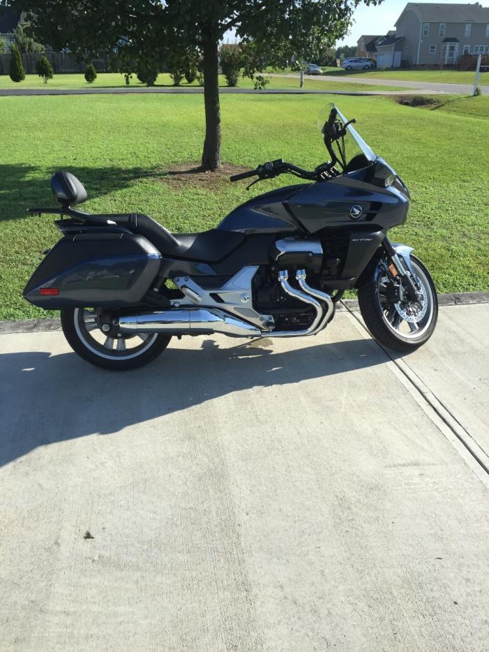 2016 Honda Metropolitan Pearl Blue