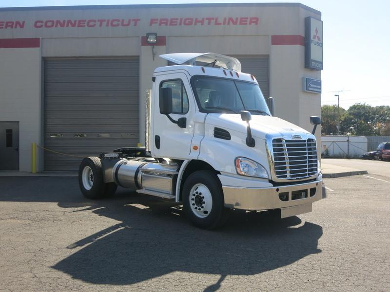2016 Freightliner Cascadia  Conventional - Day Cab