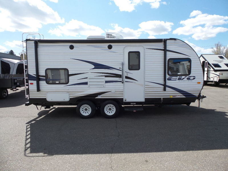 2016 Forest River EVO T1860