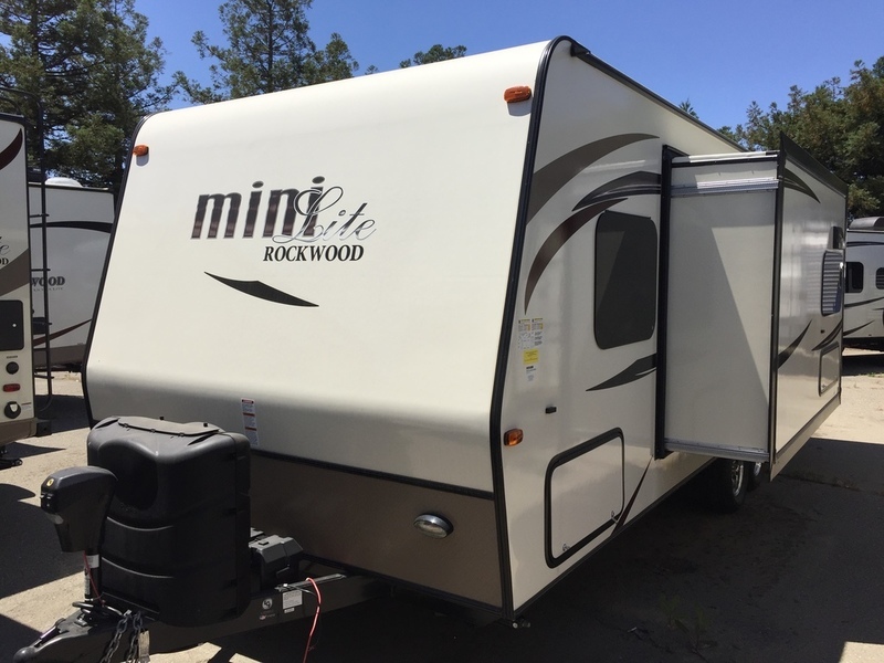 2016 Forest River Rockwood Mini Lite 2503S