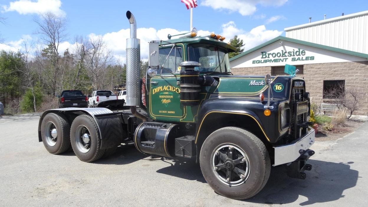 1985 Mack R686st  Conventional - Day Cab
