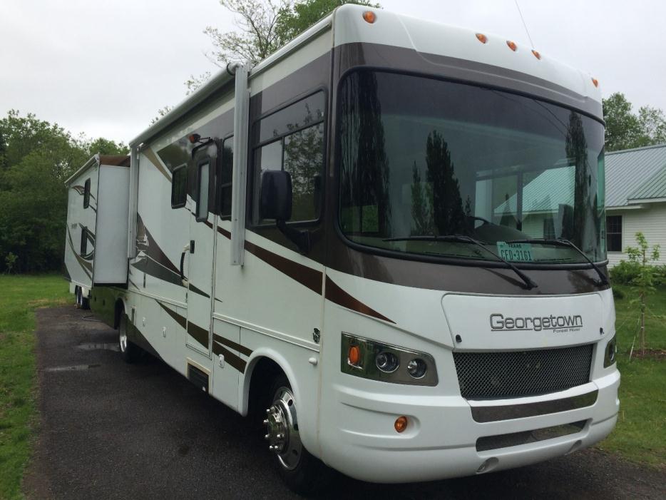 2011 Forest River Georgetown 350BH