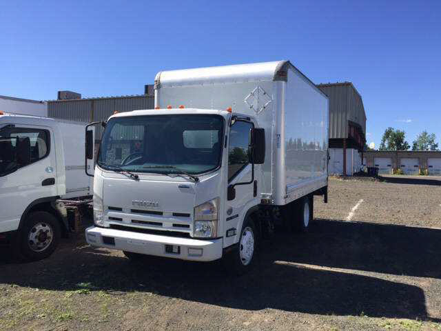 2012 Isuzu Nqr  Box Truck - Straight Truck