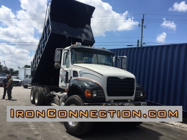 2003 Mack Granite Cv713  Dump Truck