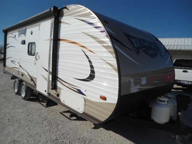 2017 Forest River Forest River Wildwood X-Lite 230BHXL