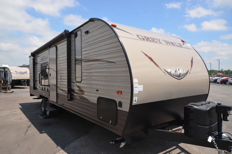 2017 Forest River GREY WOLF 26RR TOY HAULER