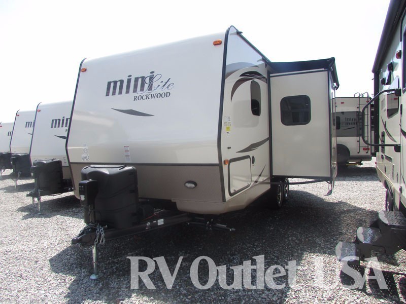 2017 Forest River ROCKWOOD MINI LITE 2104S