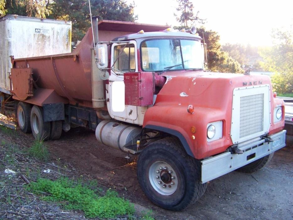 1974 Mack Rl685ls  Dump Truck