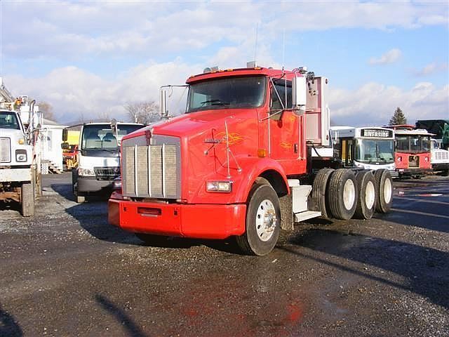 2004 Kenworth T170  Conventional - Day Cab