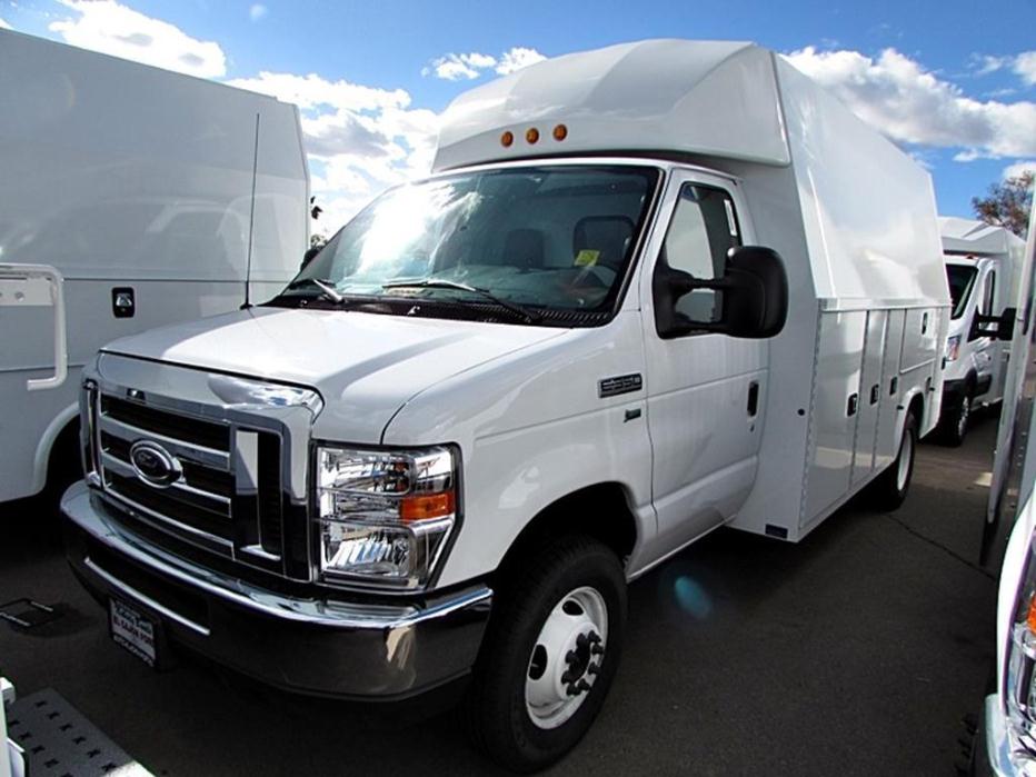 2016 Ford Econoline Commercial Cutaway  Cargo Van