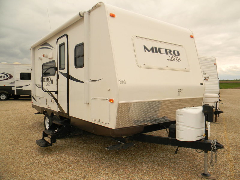 2014 Forest River Flagstaff Micro Lite 21DS SOLD