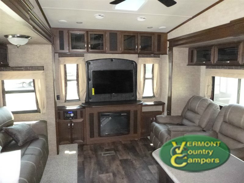 2017 Forest River Rv Sierra Select 329RE