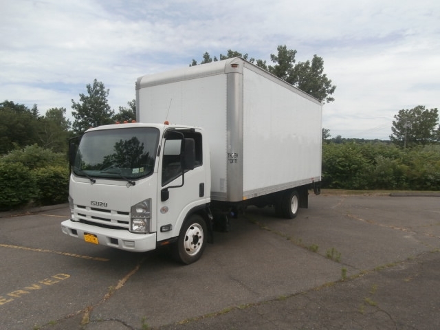 2011 Isuzu Nrr  Box Truck - Straight Truck
