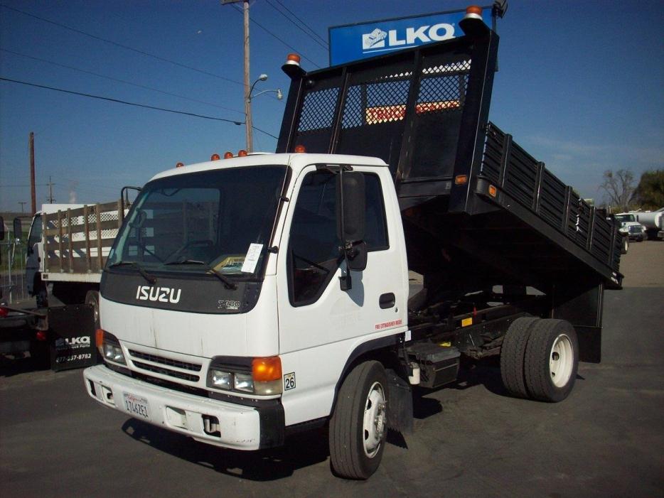 2005 Isuzu Nqr  Dump Truck