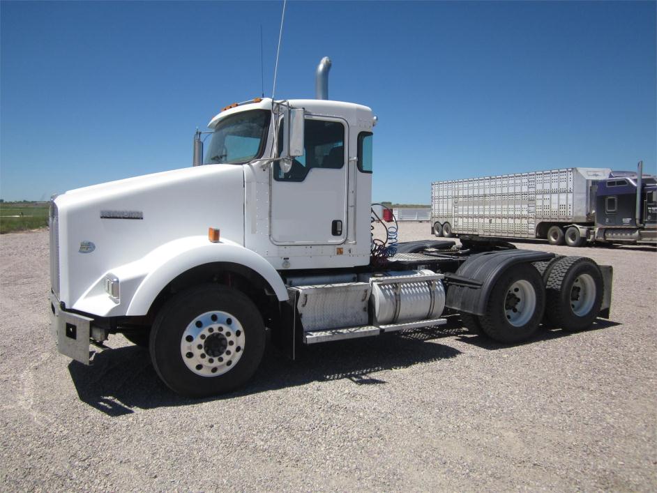 2009 Kenworth T170  Conventional - Day Cab