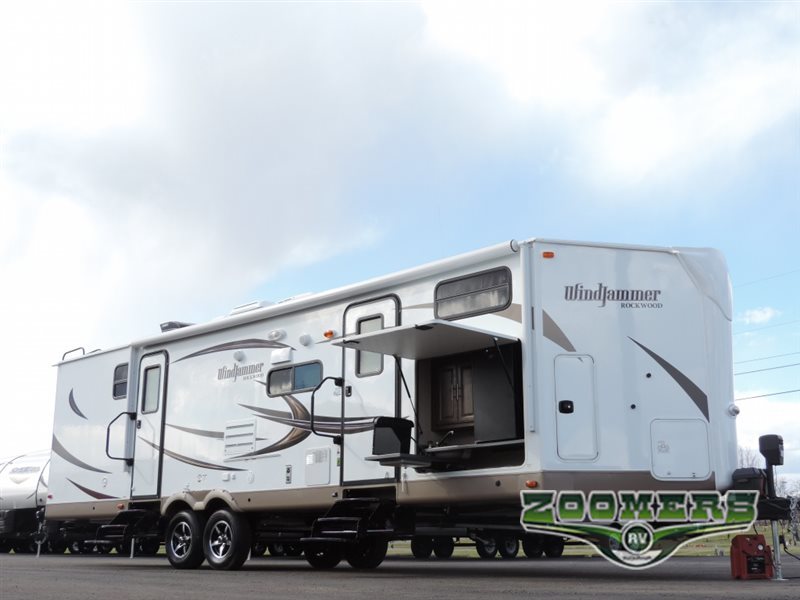 2017 Forest River Rv Rockwood Wind Jammer 3006WK