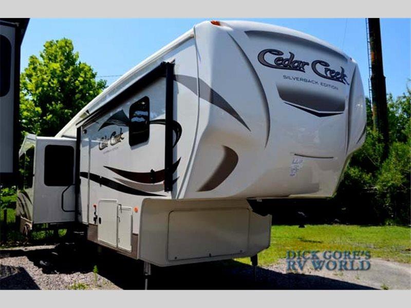 2017 Forest River Cedar Creek Silverback 29RE