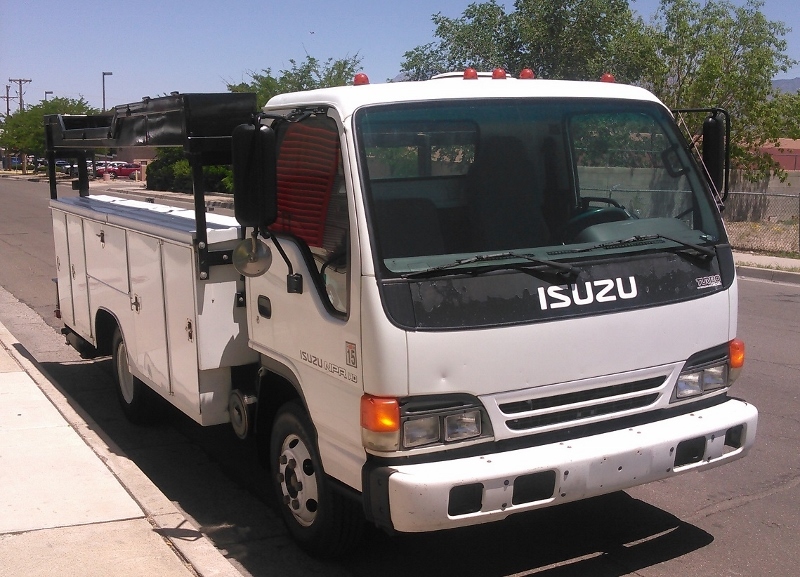 2005 Isuzu Npr Hd  Utility Truck - Service Truck
