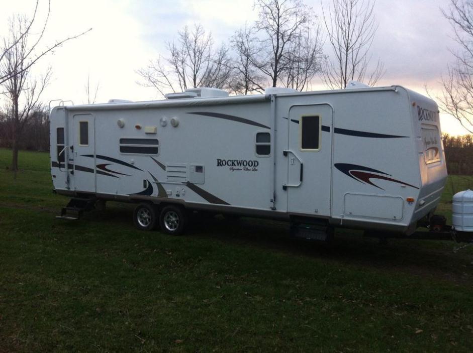 2008 Forest River Rockwood Signature Ultra 8314SS