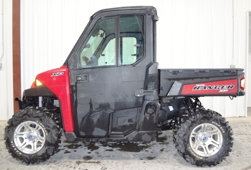 2015 Polaris Ranger XP 900 EPS Sunset Red