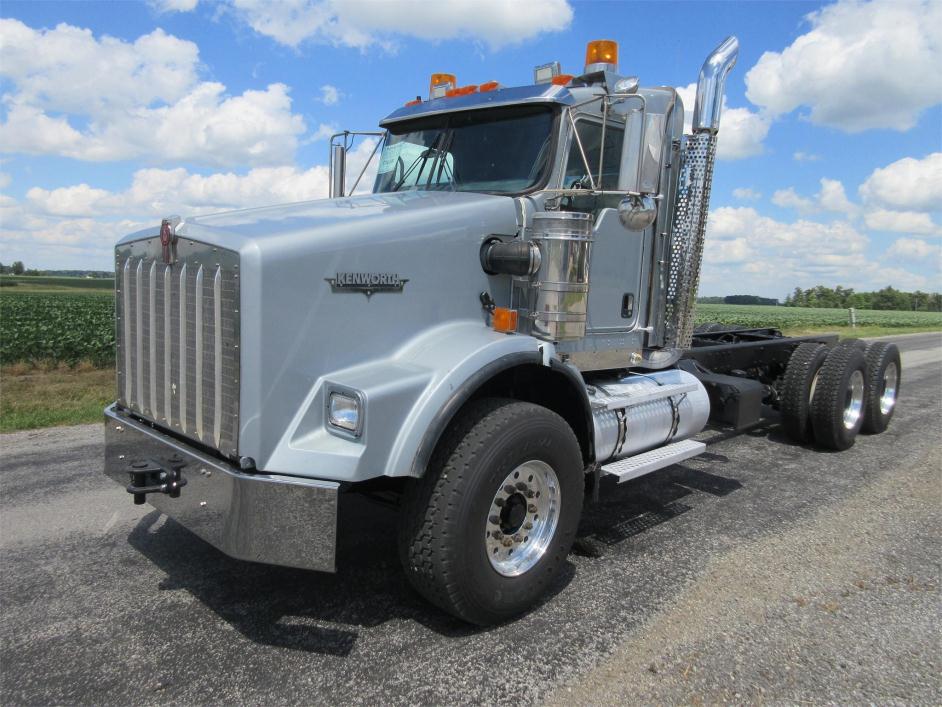 2008 Kenworth T800  Cab Chassis