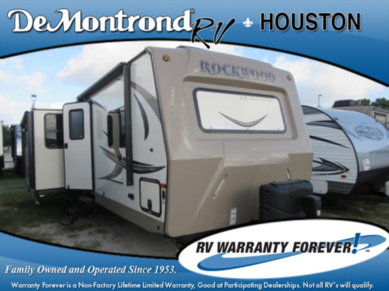 2017 Forest River Rockwood Ultra Lite 2906WS