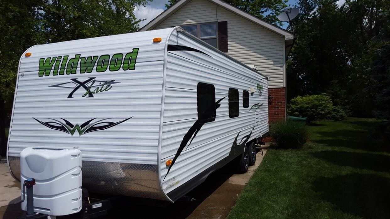 2010 Forest River Wildwood X-lite 26BH