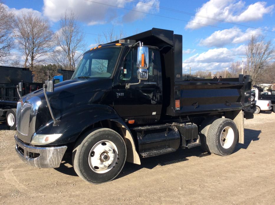 2005 International 8600  Tractor