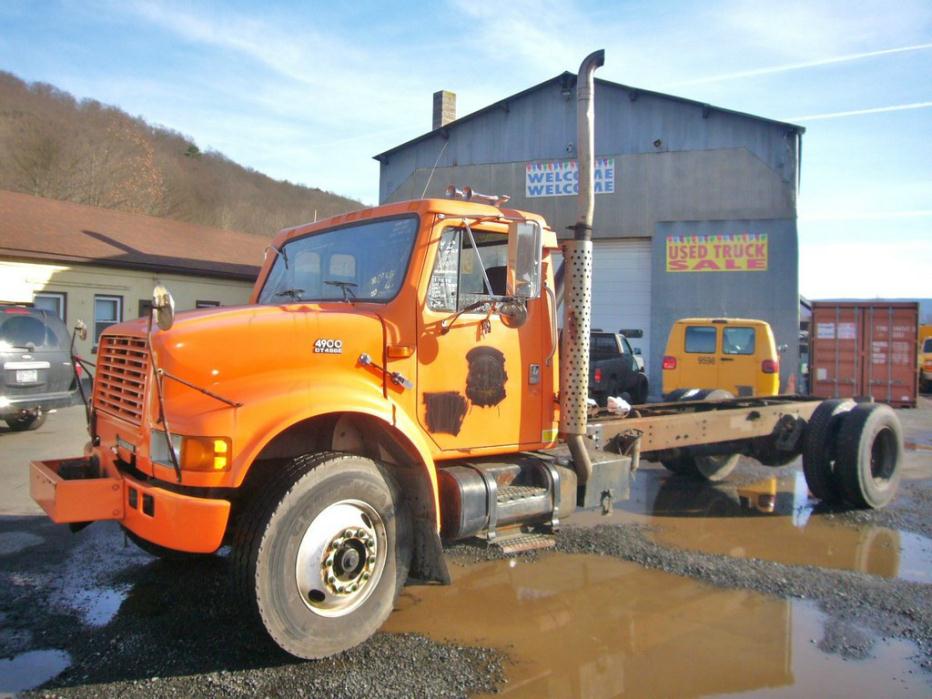 1999 International 4900  Cab Chassis