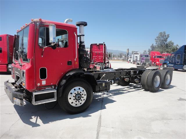 2006 Mack Mr688s  Conventional - Day Cab