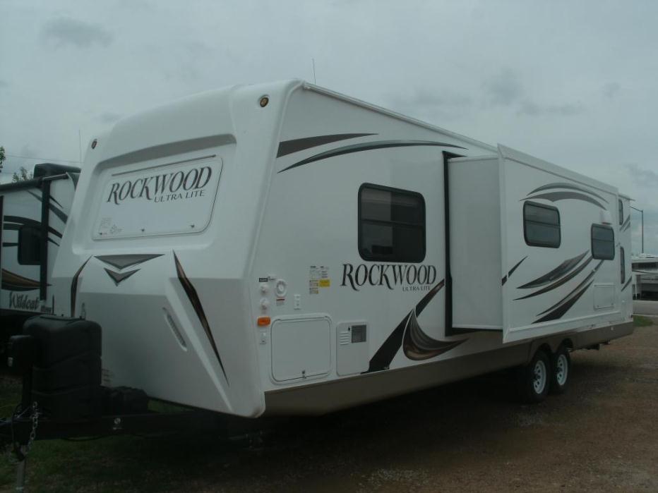 2017 Forest River Rockwood Ultra Lite 2702SS