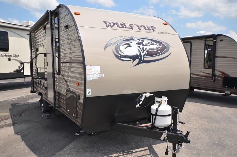 2017 Forest River WOLF PUP 16FQ TRAVEL TRAILER