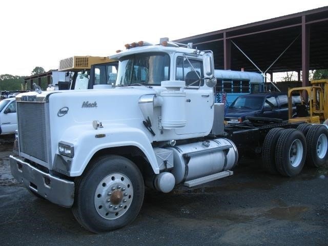 1990 Mack Superliner Rw713  Conventional - Day Cab