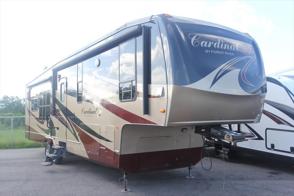 2010 Forest River Cardinal 3515RT W/S