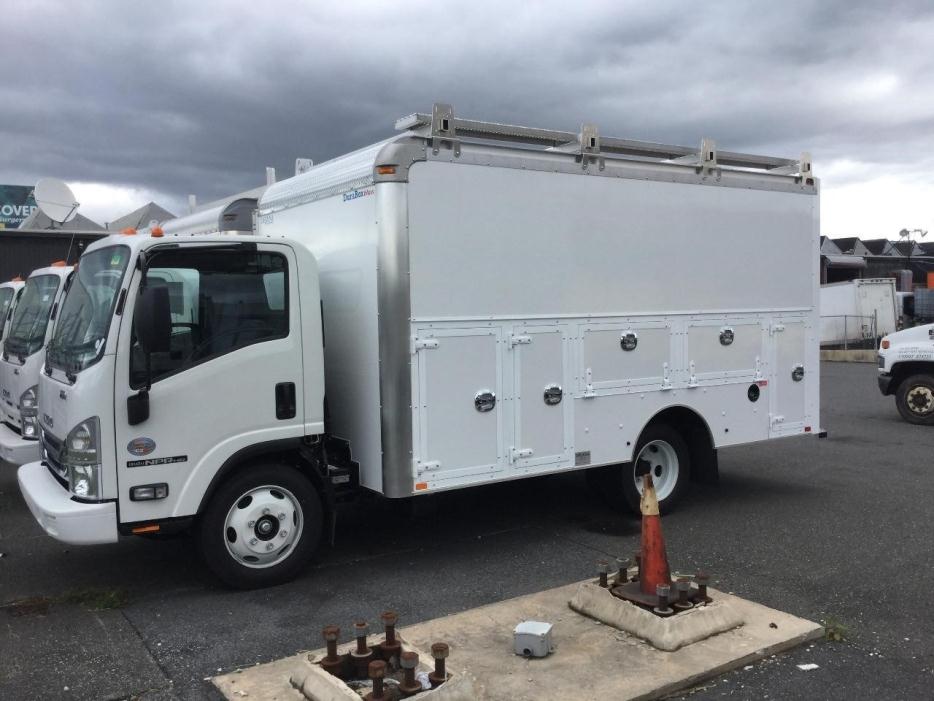 2016 Isuzu Npr Xd  Utility Truck - Service Truck