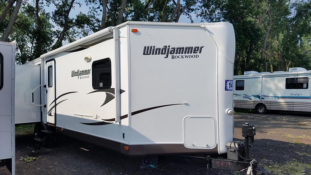 2014 Forest River Rockwood Windjammer 3065W