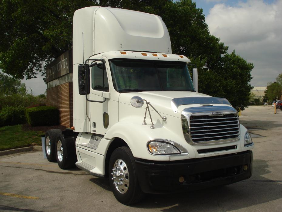 2007 Freightliner Flc12064st  Conventional - Day Cab