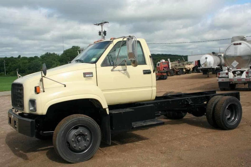 2000 Gmc C6500  Cab Chassis