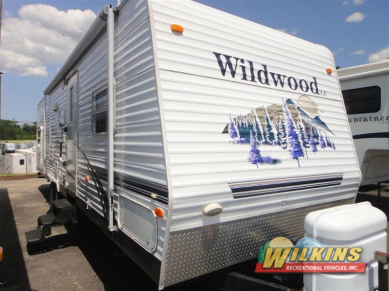 2006 Forest River Rv Wildwood LE 31QBSS LE
