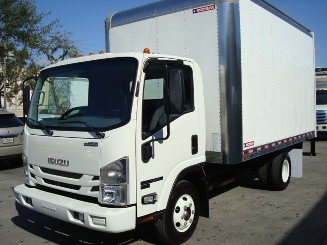 2016 Isuzu Npr Efi  Box Truck - Straight Truck