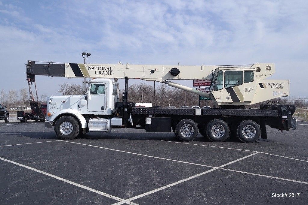 2009 Peterbilt 367  Bucket Truck - Boom Truck