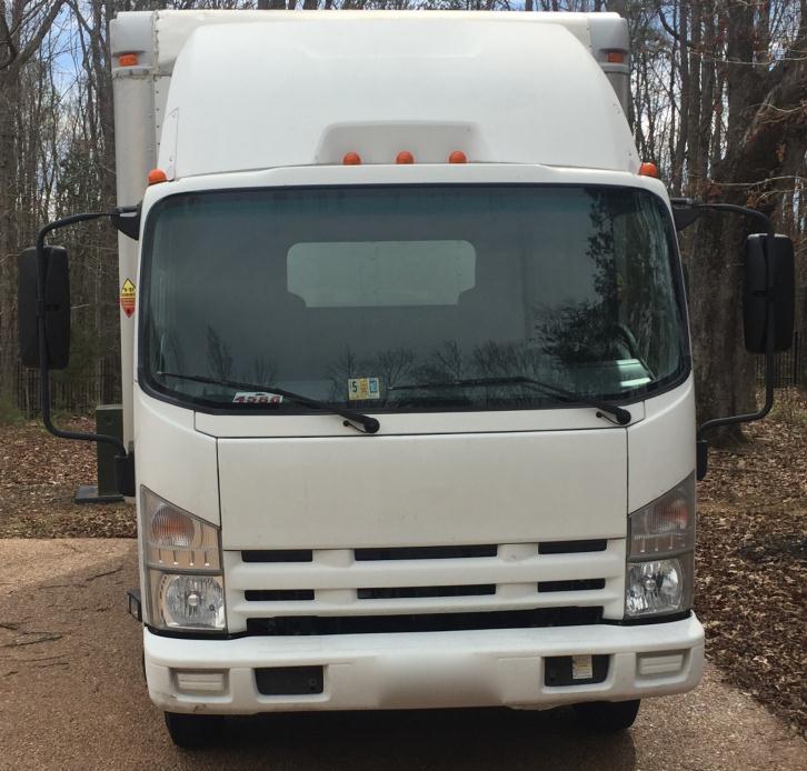 2009 Isuzu Npr Efi  Box Truck - Straight Truck