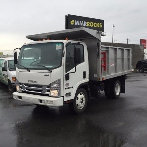 2016 Isuzu Nqr  Landscape Truck