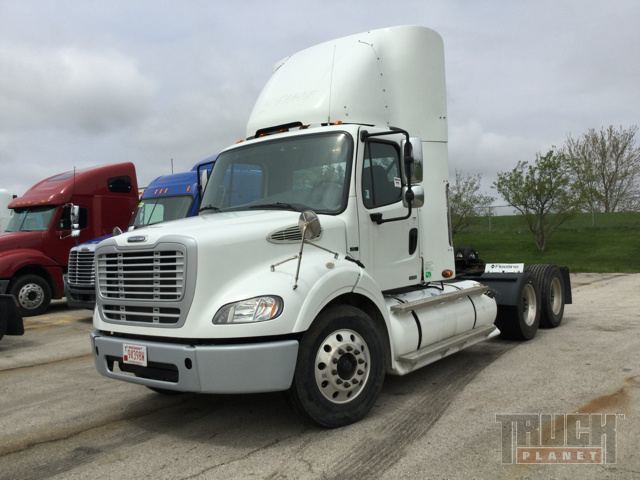 2014 Freightliner M2 112  Conventional - Day Cab