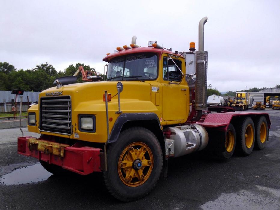1996 Mack Rd688sx  Conventional - Day Cab