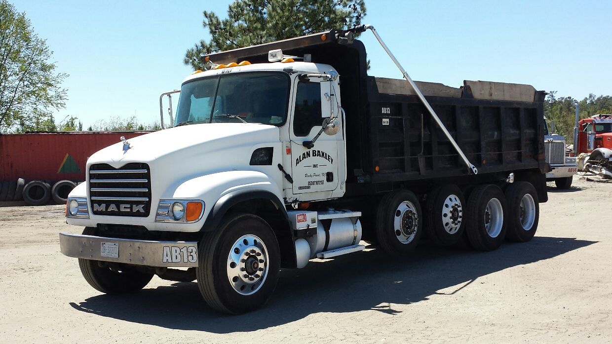 2003 Mack Granite Cv713  Dump Truck